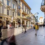 Florianska Old Town Апартаменты